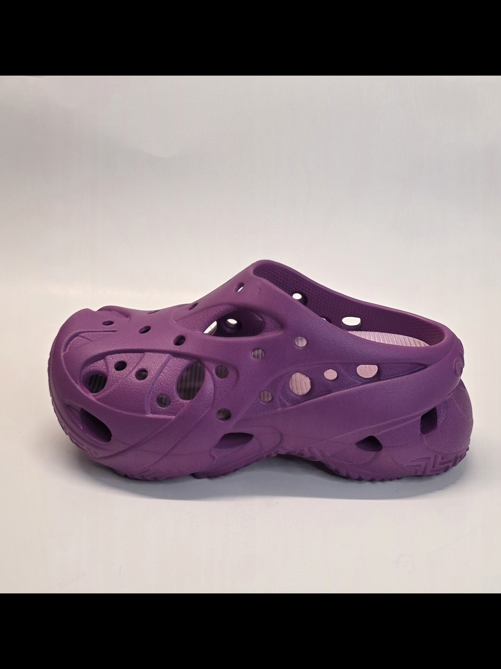Brand-New Caged Clogs Purple Grapeberry Adult Women's Sizes 7 & 8
